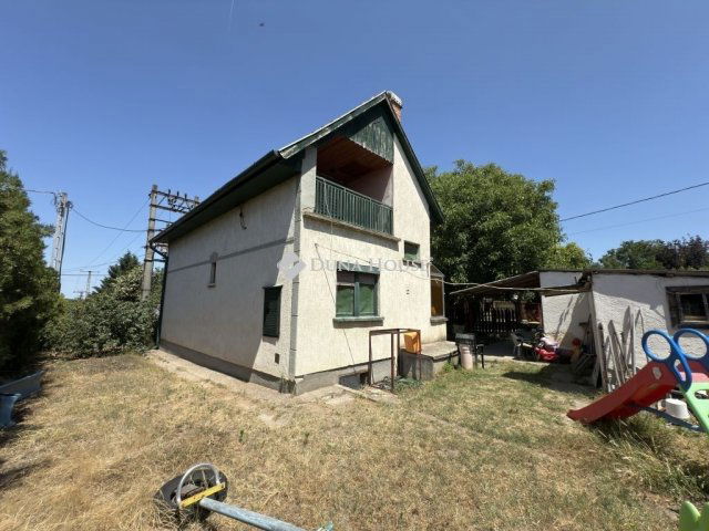 Eladó családi ház, Budapesten, XVII. kerületben 74.9 M Ft