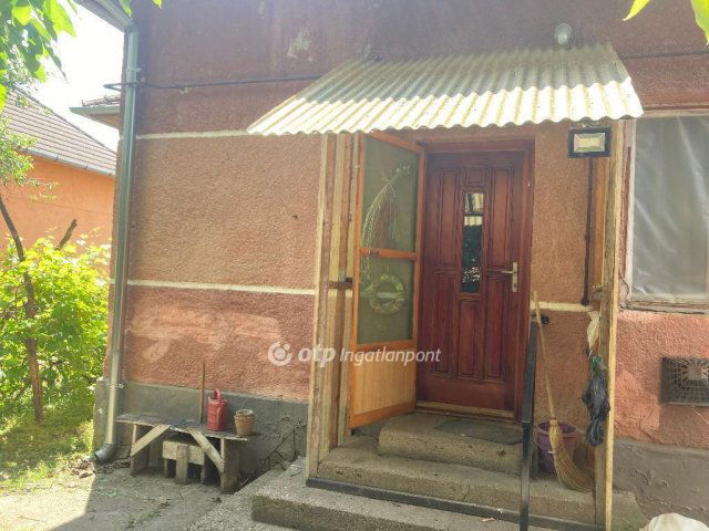 Eladó családi ház, Felgyőn 23.5 M Ft, 3 szobás