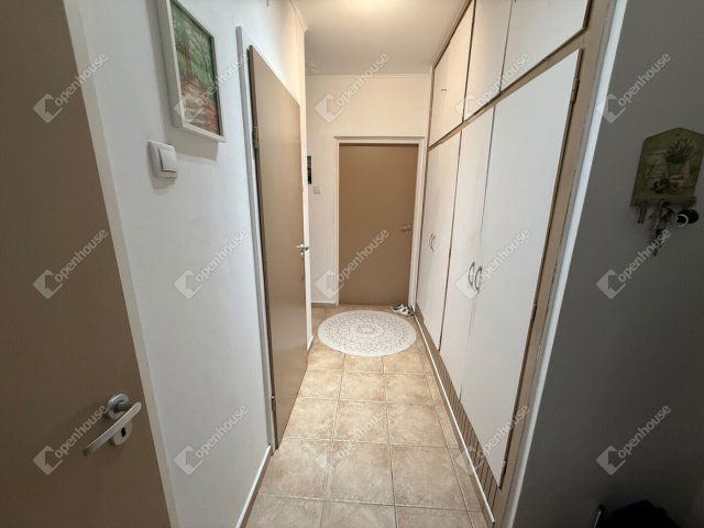 Eladó téglalakás, Zalaegerszegen 38.9 M Ft, 2 szobás