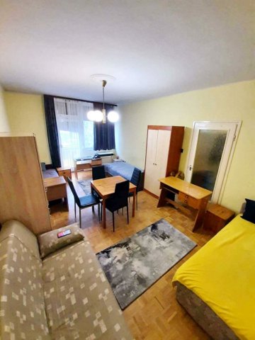 Kiadó téglalakás, albérlet, Debrecenben 350 E Ft / hó, 3 szobás