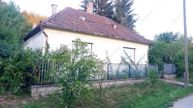 Eladó családi ház, Pacsán 7.2 M Ft, 3 szobás