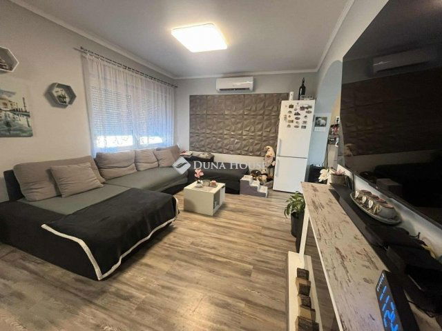 Eladó családi ház, Tökölön 105 M Ft, 5 szobás