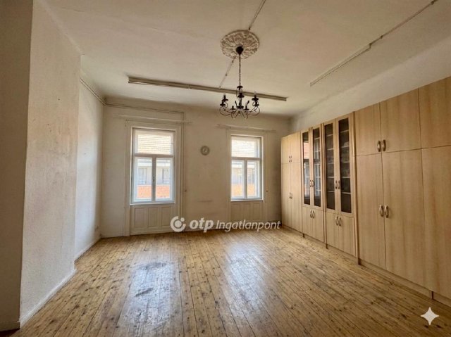 Eladó téglalakás, Budapesten, VIII. kerületben 129 M Ft