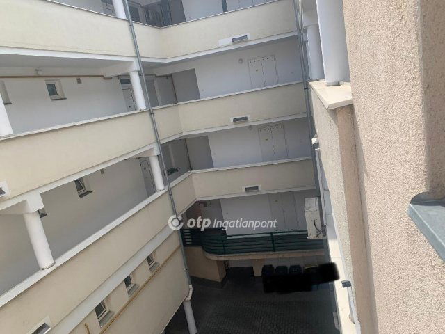 Eladó téglalakás, Nyíregyházán 67.2 M Ft, 3 szobás