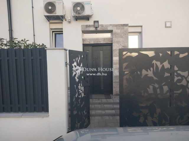Eladó ikerház, Dunaharasztin 97 M Ft, 5 szobás