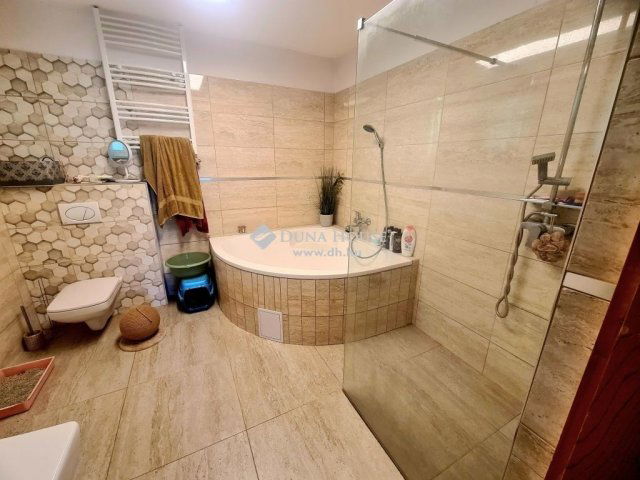 Eladó családi ház, Szőkén 59.99 M Ft, 3+1 szobás