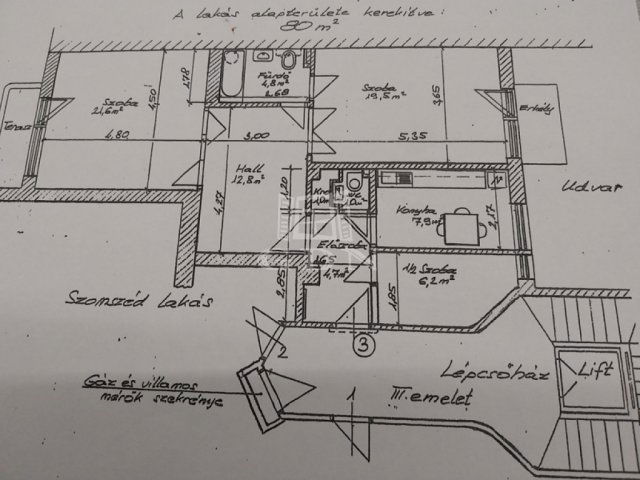 Eladó téglalakás, Budapesten, V. kerületben 168 M Ft, 2+1 szobás