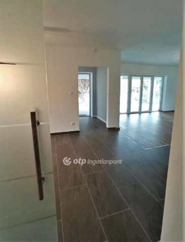 Eladó ikerház, Pusztaszabolcson 89.9 M Ft, 4 szobás