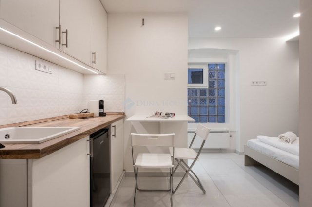 Eladó téglalakás, Budapesten, VIII. kerületben 34.9 M Ft