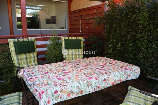 Eladó sorház, Zamárdiban 57.4 M Ft, 3 szobás