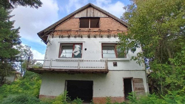 Eladó családi ház, Tinnyén, Kossuth Lajos utcában 39.9 M Ft