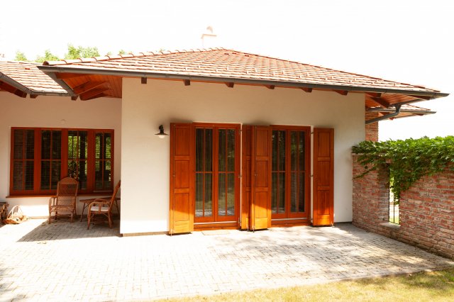 Eladó családi ház, Sitkén 109 M Ft, 2+1 szobás