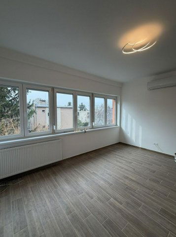 Kiadó téglalakás, albérlet, XIV. kerületben, Bonyhádi úton