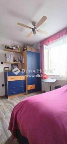 Eladó családi ház, Szentendrén 119.9 M Ft, 4 szobás