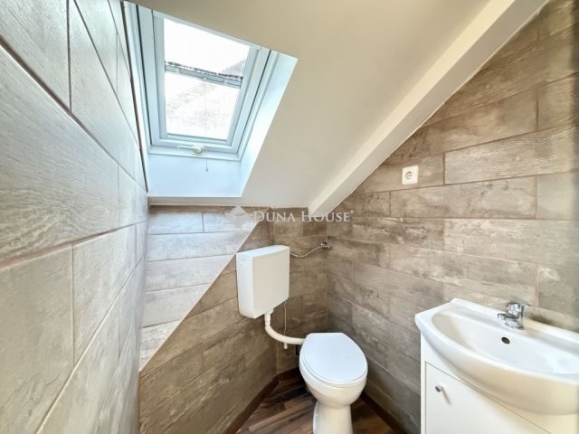 Eladó téglalakás, Budapesten, XXI. kerületben 58.9 M Ft