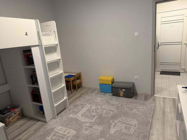 Eladó téglalakás, Nyíregyházán 82.5 M Ft, 3 szobás