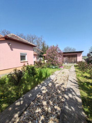 Eladó családi ház, Rákóczifalván 30.9 M Ft, 3 szobás