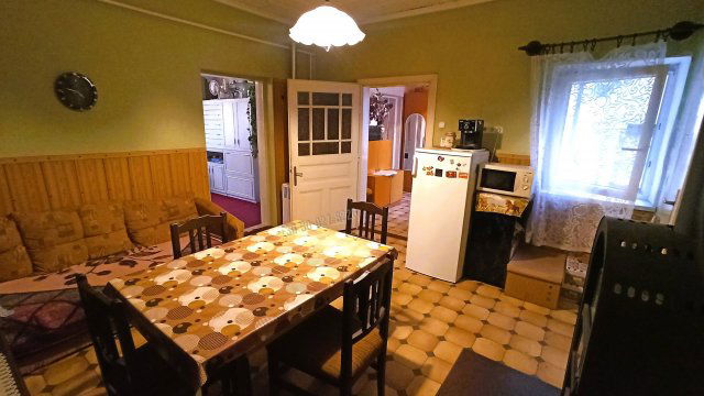 Eladó családi ház, Gönyűn 34.8 M Ft, 2 szobás