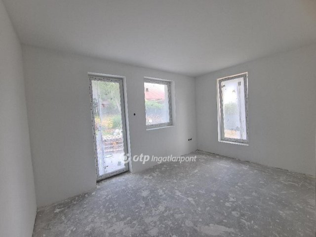 Eladó családi ház, Érden 150 M Ft, 5 szobás