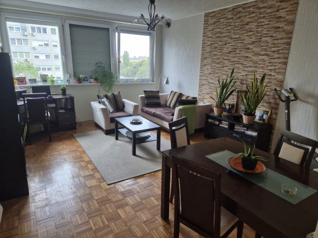 Eladó téglalakás, Budapesten, XIV. kerületben, Ond vezér útján