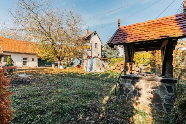 Eladó üzlethelyiség, Pilisszentkereszten 280 M Ft