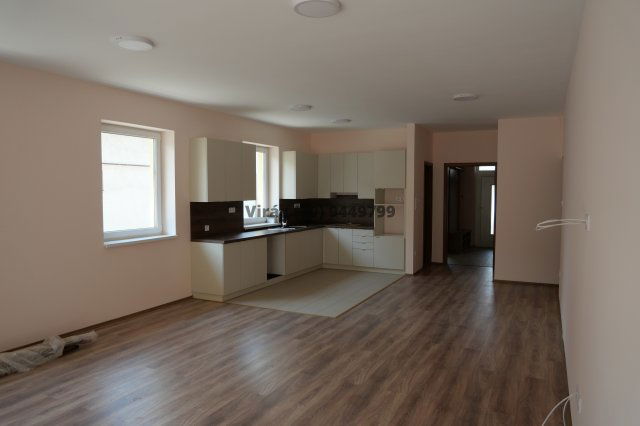 Eladó családi ház, Debrecenben 135 M Ft, 5 szobás