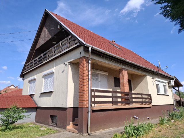 Eladó családi ház, Tápiószelén 74.9 M Ft, 4 szobás