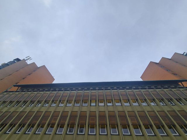 Eladó iroda, Debrecenben 450 M Ft, 33 szobás