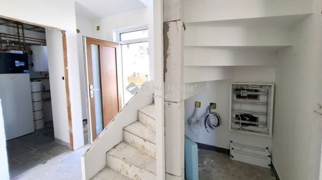 Eladó ikerház, Budapesten, III. kerületben 196 M Ft, 3+1 szobás