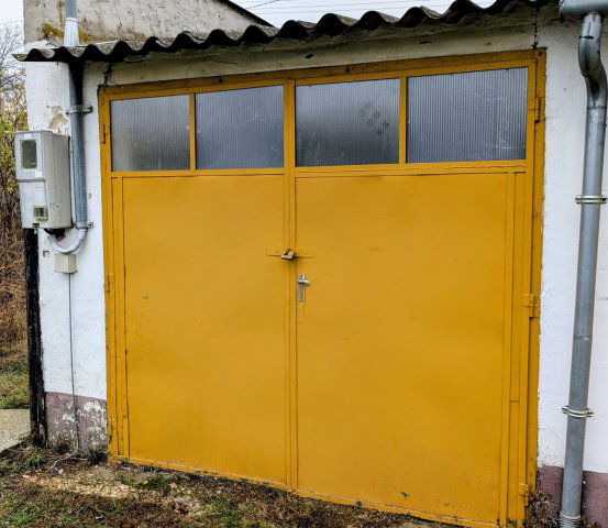 Eladó garázs, Kecskeméten 9 M Ft / költözzbe.hu