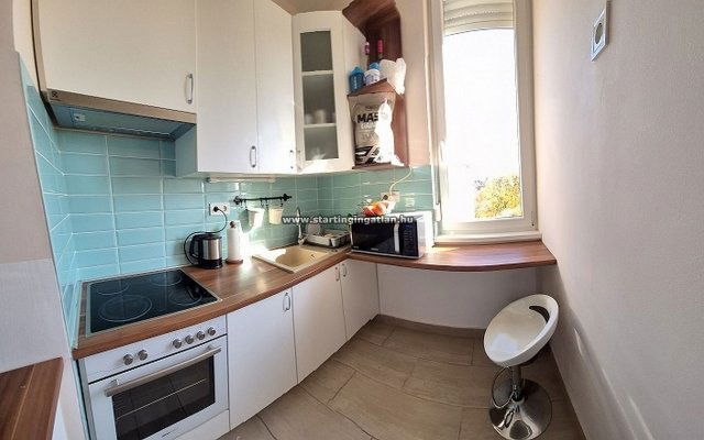 Eladó téglalakás, Budapesten, IV. kerületben, Reviczky utcában