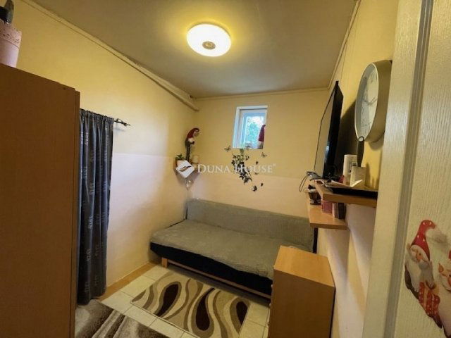 Eladó családi ház, Galgahévízen 31.99 M Ft, 4 szobás