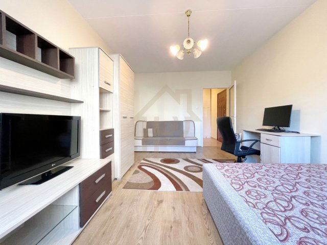 Kiadó panellakás, albérlet, Debrecenben 260 E Ft / hó, 2 szobás