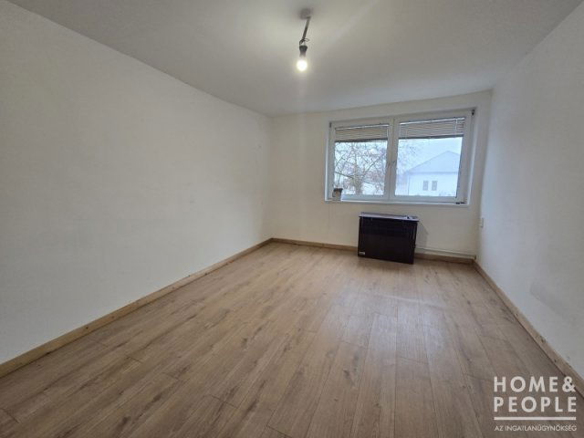 Eladó családi ház, Felsőszentivánon 14.999 M Ft, 2 szobás