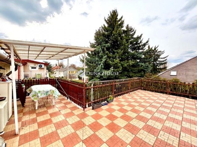 Eladó családi ház, Budapesten, XIV. kerületben 135 M Ft