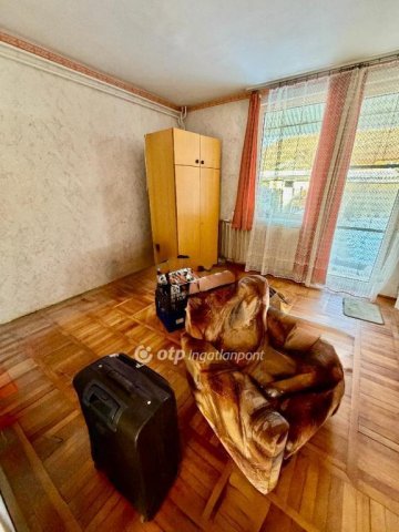 Eladó sorház, Salgótarjánban 45 M Ft, 3+1 szobás