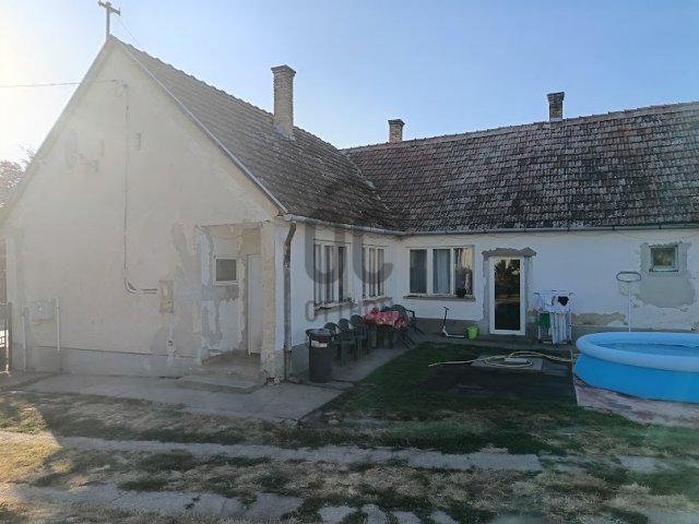 Eladó családi ház, Tengelicén 46.9 M Ft, 3 szobás
