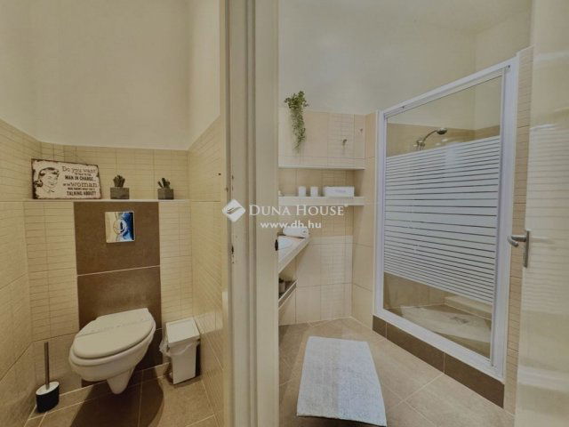 Eladó téglalakás, Budapesten, VIII. kerületben 89 M Ft, 4 szobás