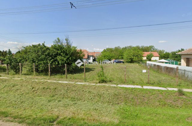 Eladó telek, Adácson 3.5 M Ft / költözzbe.hu