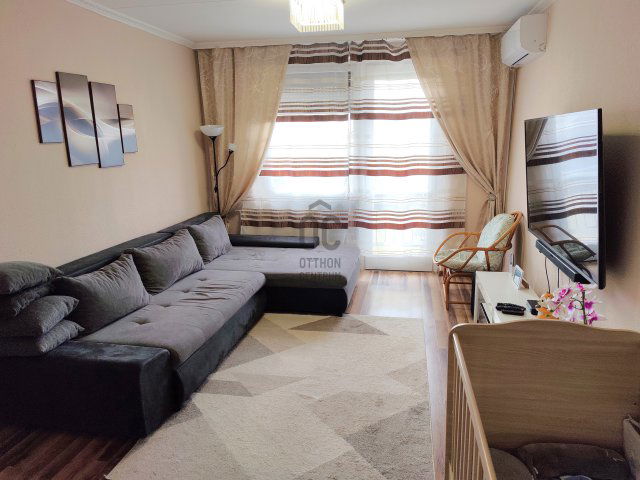 Eladó panellakás, Debrecenben, Derék utcában 62.5 M Ft, 3 szobás