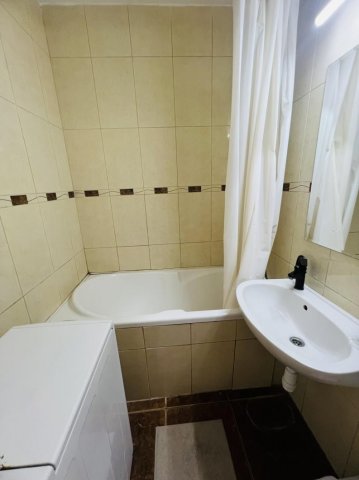 Kiadó panellakás, albérlet, Tatabányán 160 E Ft / hó, 1 szobás