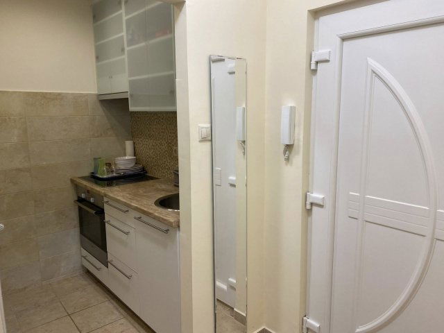 Kiadó téglalakás, albérlet, I. kerületben, Úri utcában