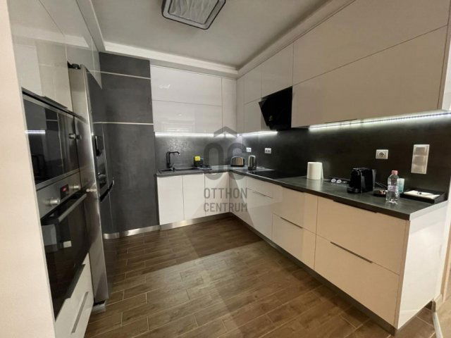 Eladó téglalakás, Budapesten, XIII. kerületben 245.5 M Ft