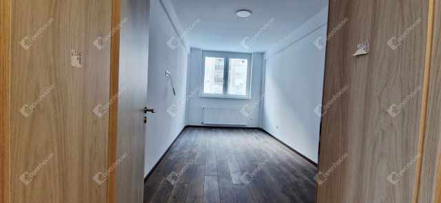 Eladó téglalakás, Miskolcon 53 M Ft, 3 szobás