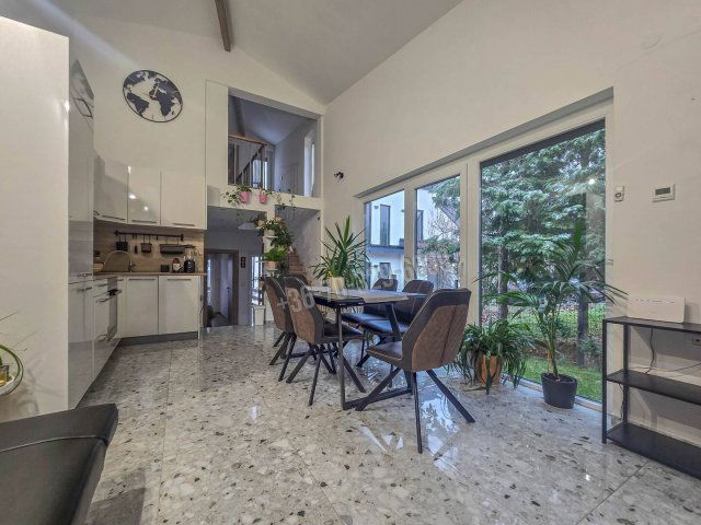 Eladó családi ház, Sopronban 89.9 M Ft, 3 szobás