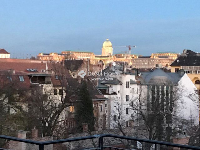 Eladó téglalakás, Budapesten, I. kerületben 230 M Ft, 3 szobás