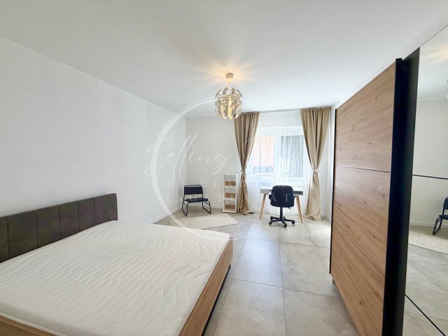 Kiadó téglalakás, albérlet, Pécsett, Sándor utcában, 3 szobás