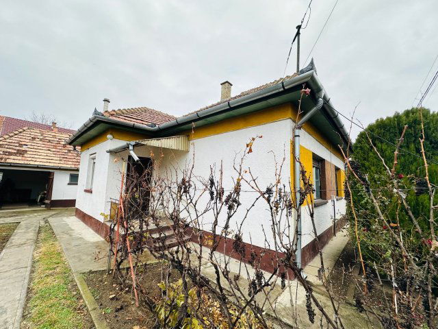 Eladó családi ház, Gyálon 63 M Ft, 2 szobás