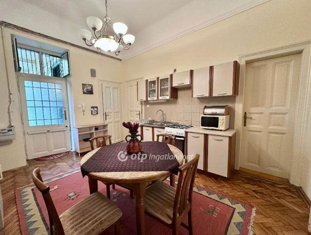 Eladó téglalakás, Budapesten, VIII. kerületben 134.9 M Ft