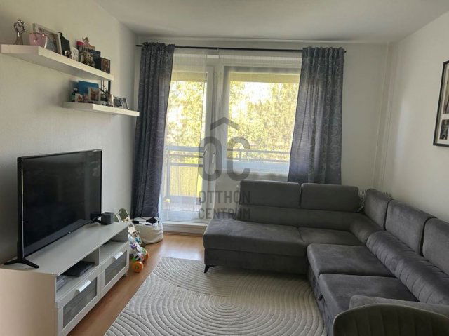 Eladó panellakás, Budaörsön 83 M Ft, 4 szobás